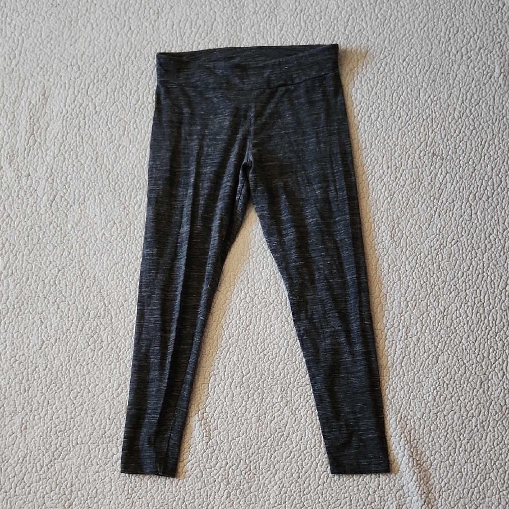 Time and Tru Mid-rise Pull-on Style Cropped Capri Fitted Leggings Cotton Blend
